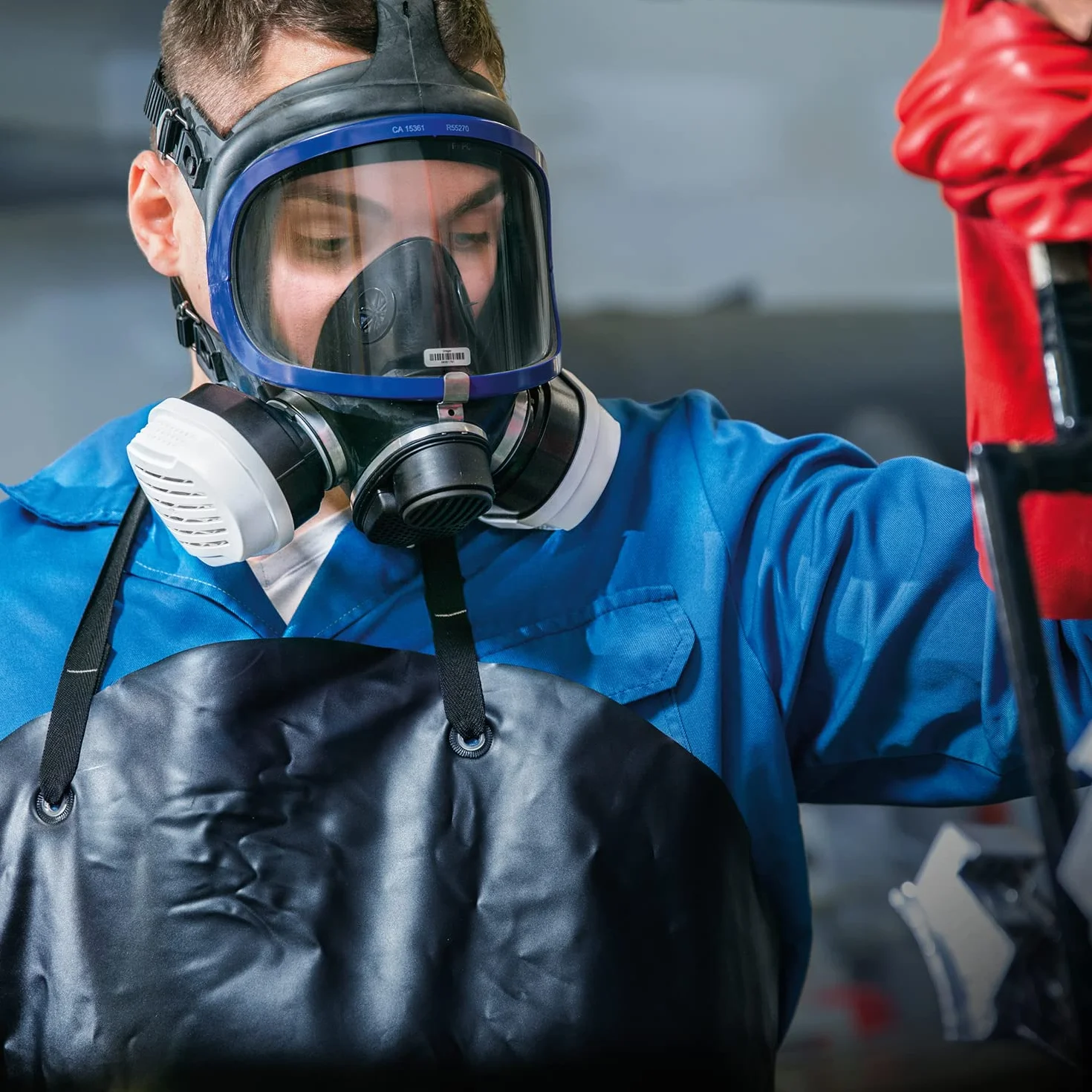 Dräger X-plore 5500 Maska do ochrony dróg oddechowych z wymiennymi filtrami gazowymi, oparami i cząstkami stałymi A1B1E1K1 Hg P3 R D