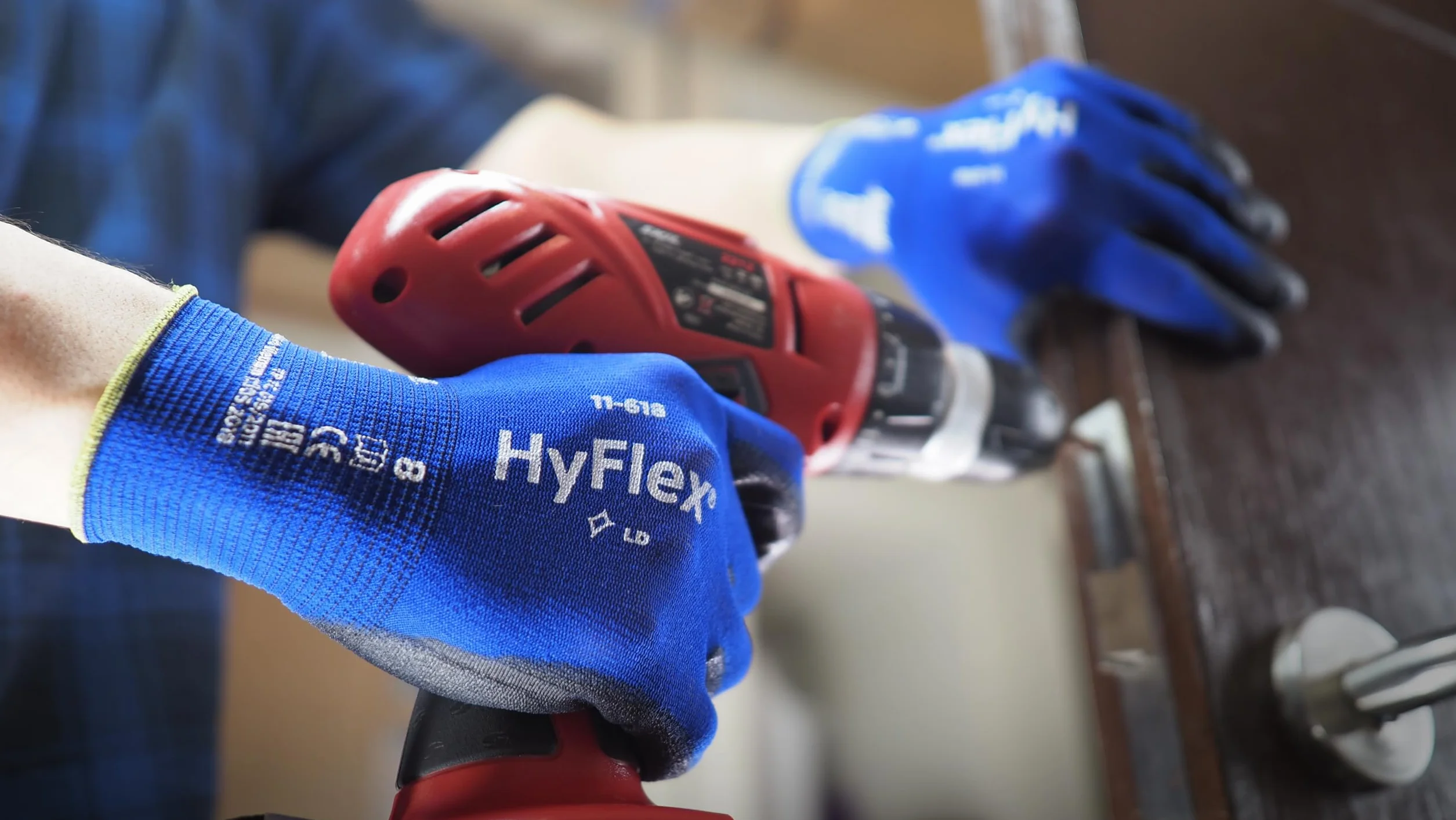 Ansell HyFlex 11-618, Cienkie rękawice robocze z nylonu, Rękawice mechaniczne, Wielofunkcyjne, Odzież robocza trwała, Niebieskie, Czarne, rozmiar L (12 pary)