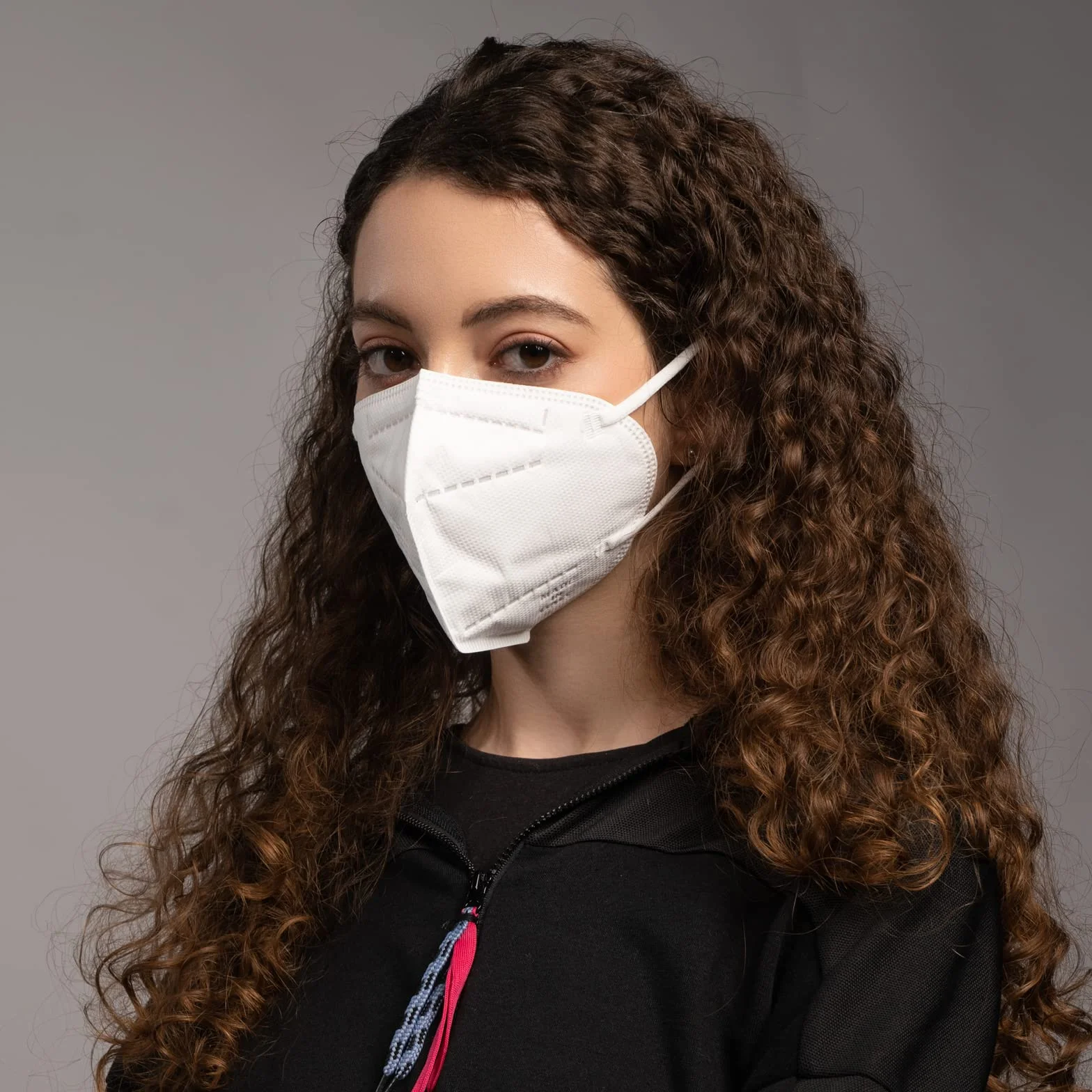 SIBILLA 50 sztuk maske FFP2 NR D, białe, Made in Italy, certyfikat CE 0465, 5-warstwowe maski ochronne FFP2, w zapieczętowanych opakowaniach pojedynczych
